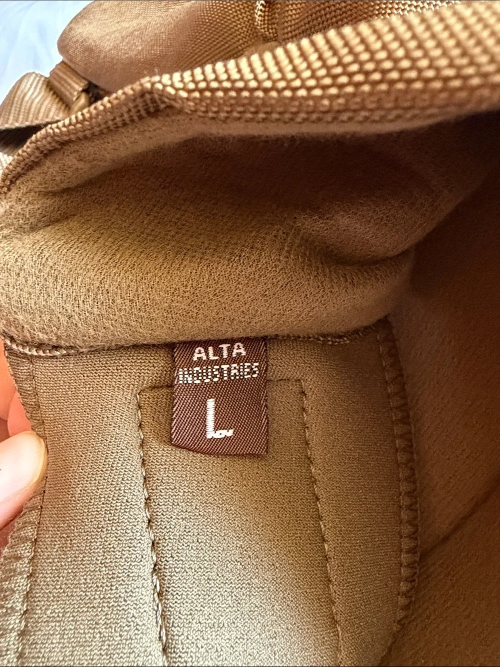Alpha Industries caps straps comfort